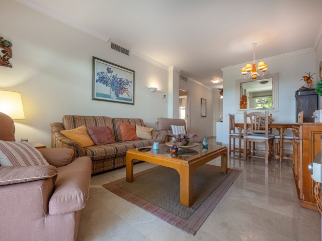 2 Bedrooms Apartment in Nueva Andalucía