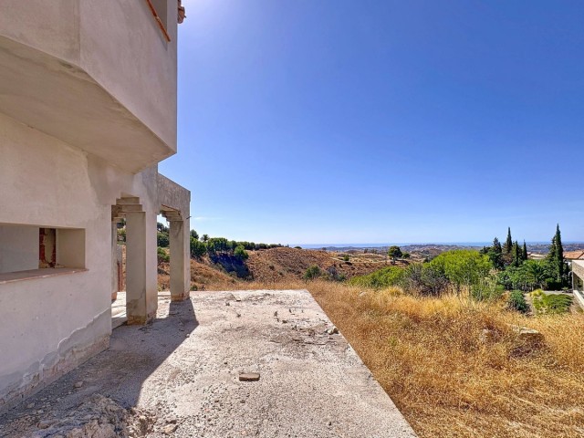 Villa avec 5 Chambres  à Valtocado