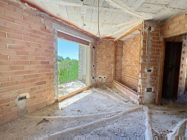 Villa avec 5 Chambres  à Valtocado