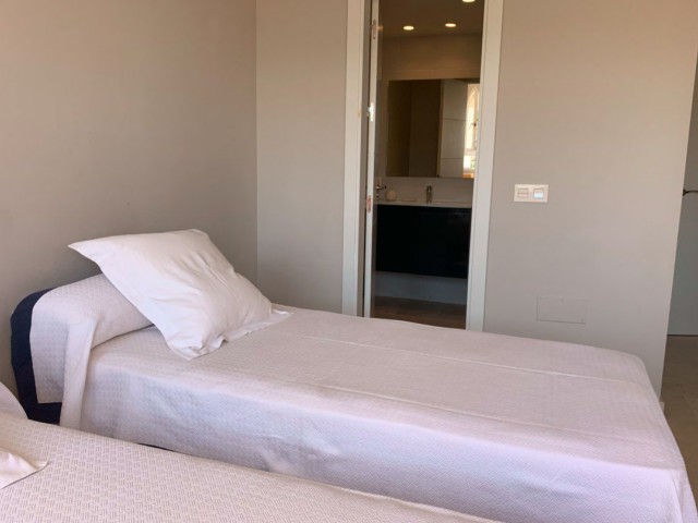 Appartement avec 4 Chambres  à Marbesa