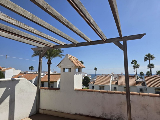 Maison mitoyenne avec 3 Chambres  à Casares Playa