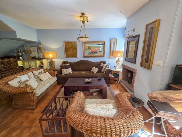 Maison mitoyenne avec 3 Chambres  à Casares Playa