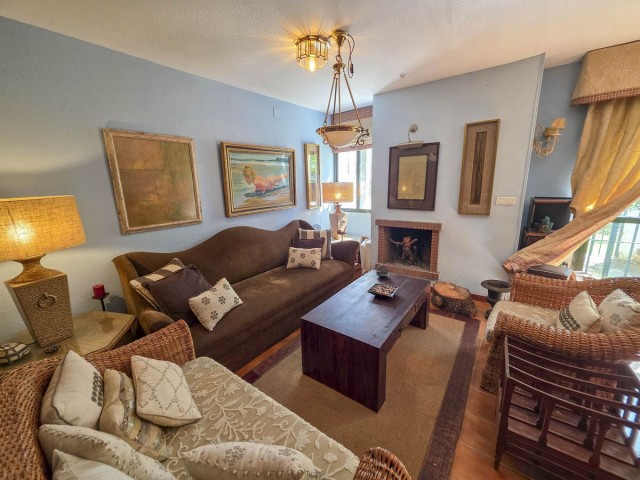 Maison mitoyenne avec 3 Chambres  à Casares Playa