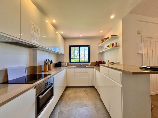 Penthouse, Puerto de Cabopino, R5122168