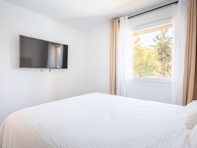 2 Bedrooms Apartment in Puerto Banús