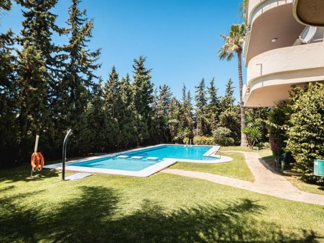 2 Bedrooms Apartment in Puerto Banús