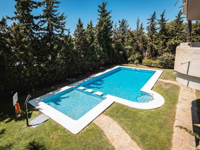 2 Bedrooms Apartment in Puerto Banús