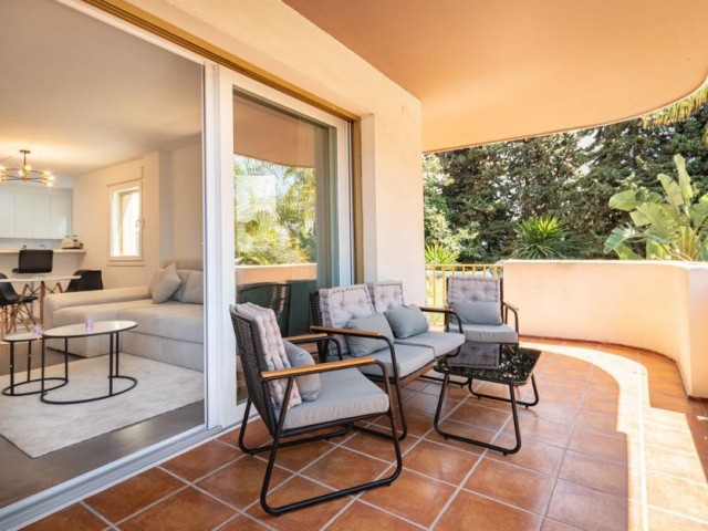 2 Bedrooms Apartment in Puerto Banús