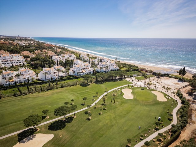 3 Bedrooms Apartment in Los Monteros