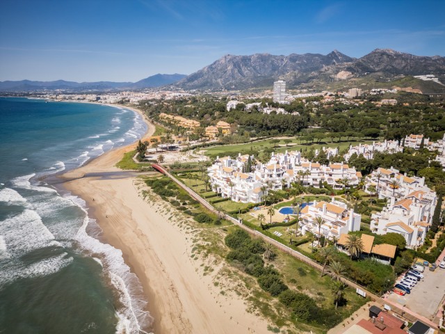3 Bedrooms Apartment in Los Monteros