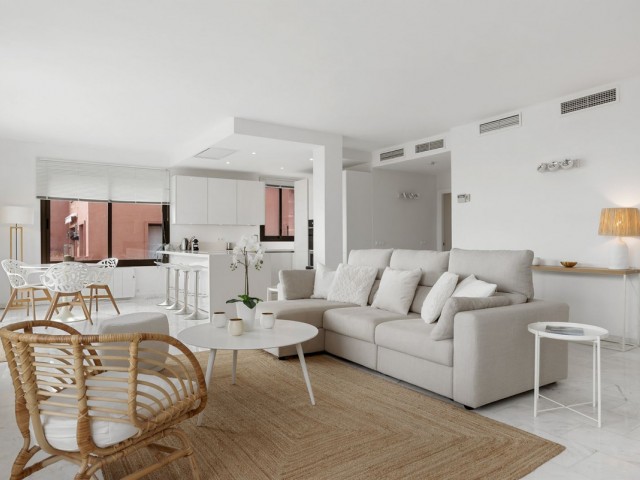 2 Bedrooms Apartment in La Mairena