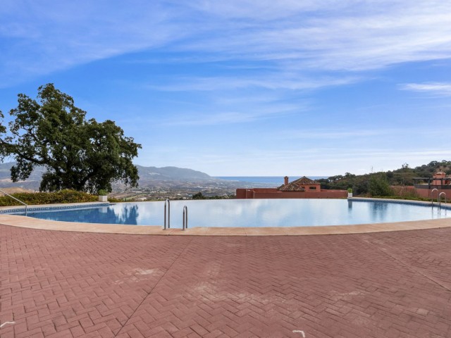 2 Bedrooms Apartment in La Mairena
