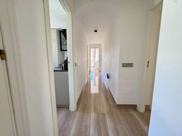 Appartement avec 3 Chambres  à Elviria