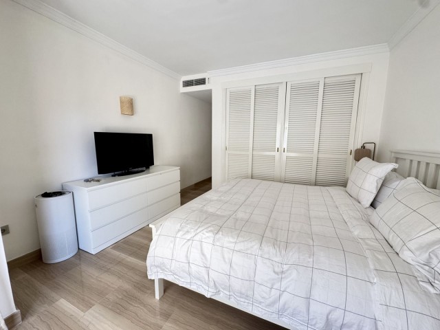 Appartement avec 3 Chambres  à Elviria