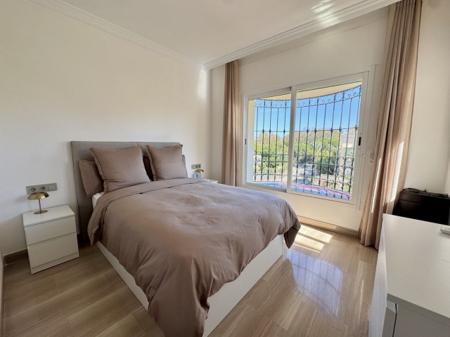 Appartement avec 3 Chambres  à Elviria