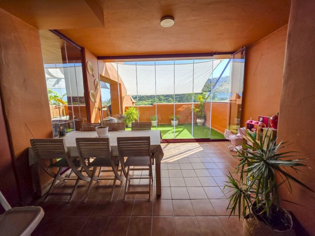 Apartment, La Duquesa, R5164906