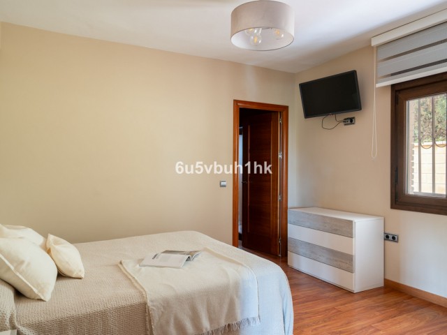 4 Bedrooms Villa in Benalmadena