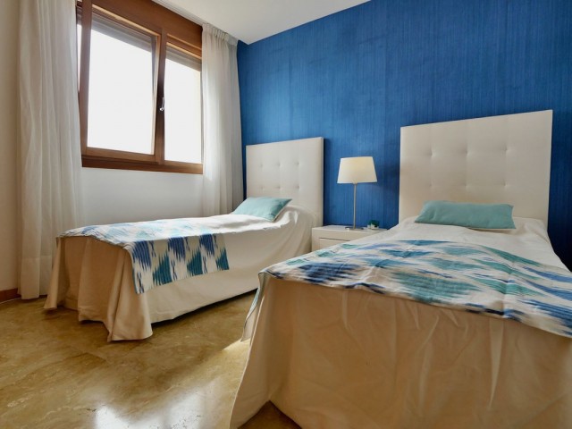 Penthouse in Altos de los Monteros