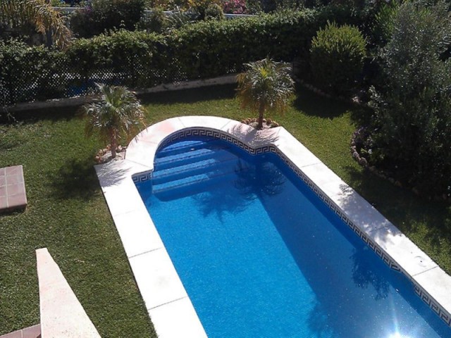 4 Schlafzimmer Villa in Riviera del Sol