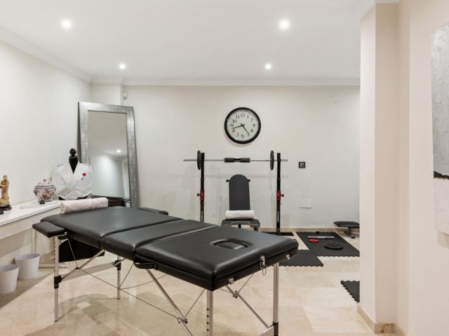 5 Bedrooms Villa in Atalaya