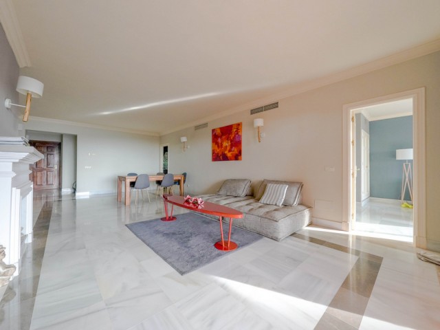 Apartment, Monte Halcones, R5018131