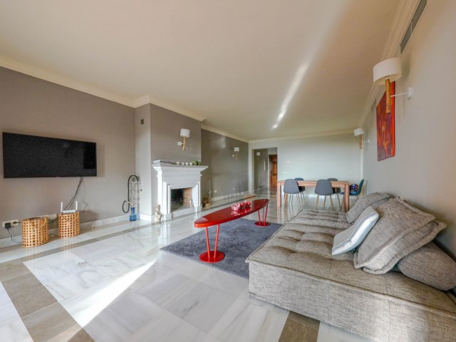 Apartment, Monte Halcones, R5018131