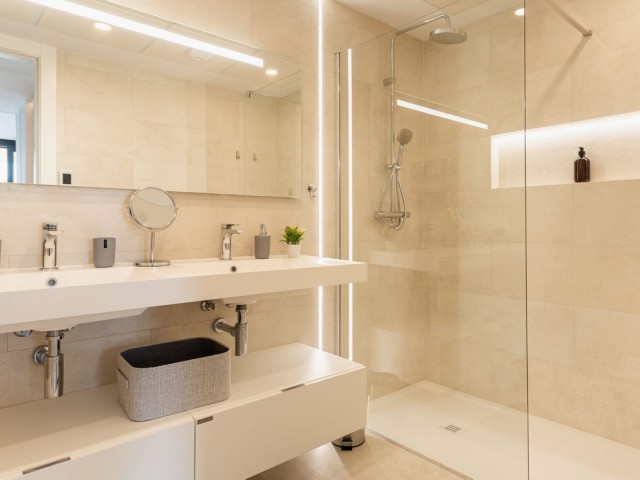 2 Bedrooms Apartment in Fuengirola