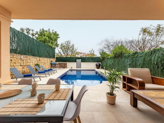 4 Bedrooms Villa in Riviera del Sol