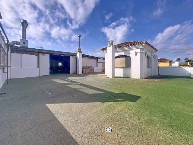 Kommerziell, Diana Park, R5181073