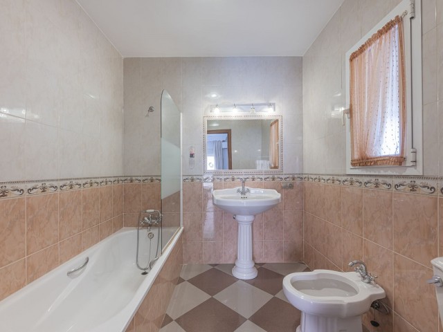 4 Soveroms Villa i La Quinta
