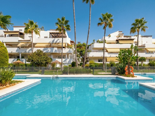 Apartment, The Golden Mile, R5182621