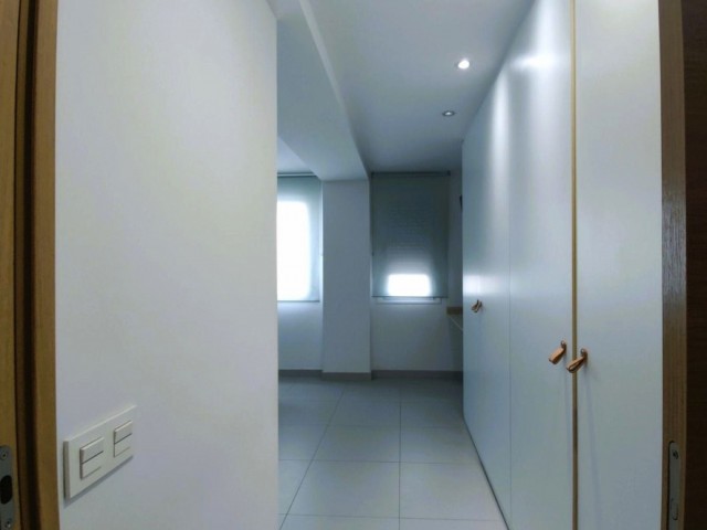 Apartment, Marbella, R5183089