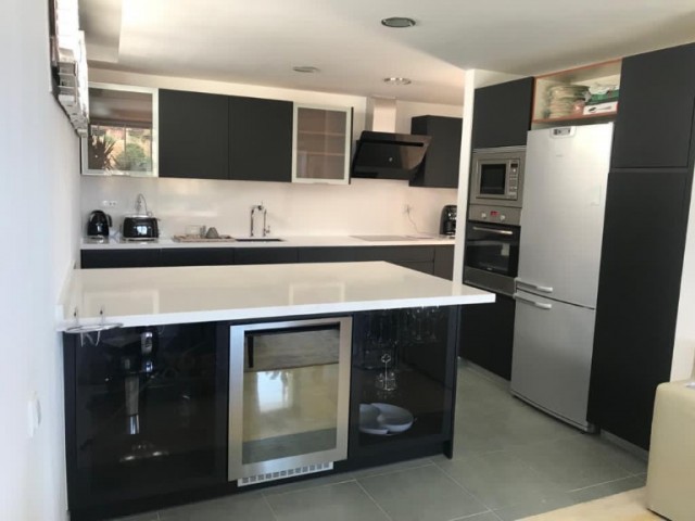 Apartment, Los Monteros, R4926622