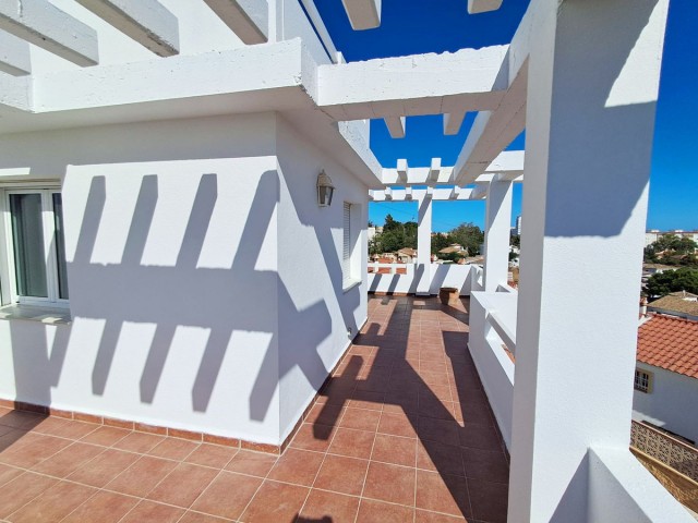 5 Bedrooms Villa in Benalmadena