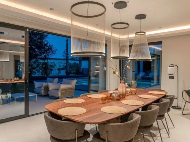 5 Soveroms Villa i Puerto Banús