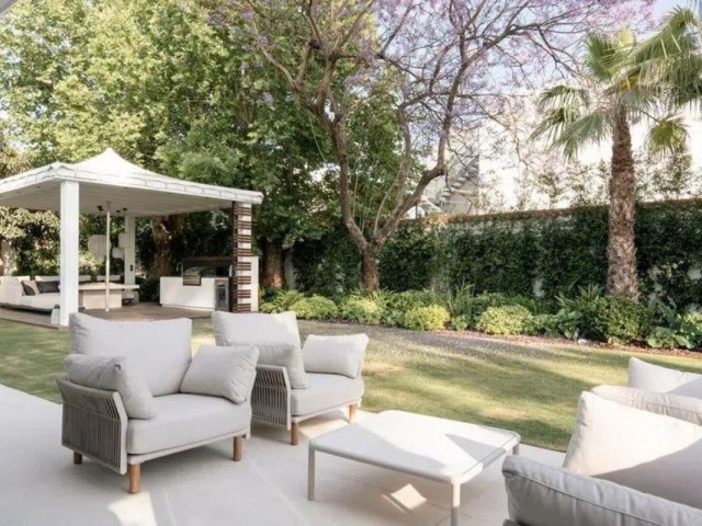 5 Soveroms Villa i Puerto Banús