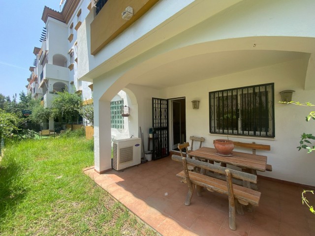 Apartamento con 3 Dormitorios  en Nagüeles