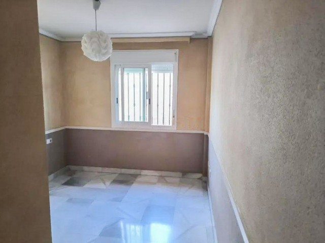 Apartamento con 3 Dormitorios  en Nagüeles
