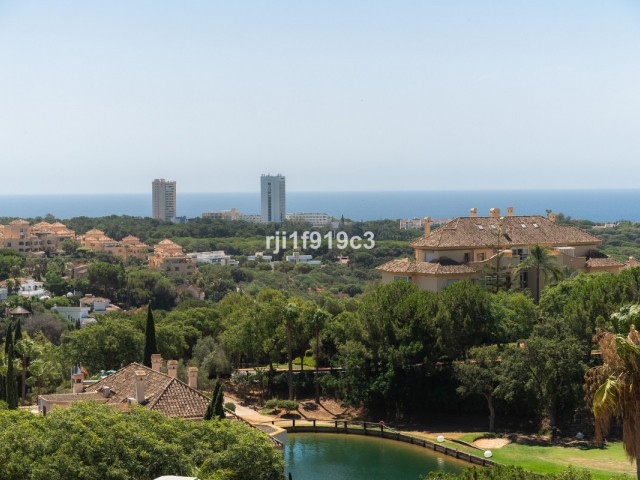 Appartement avec 3 Chambres  à Elviria