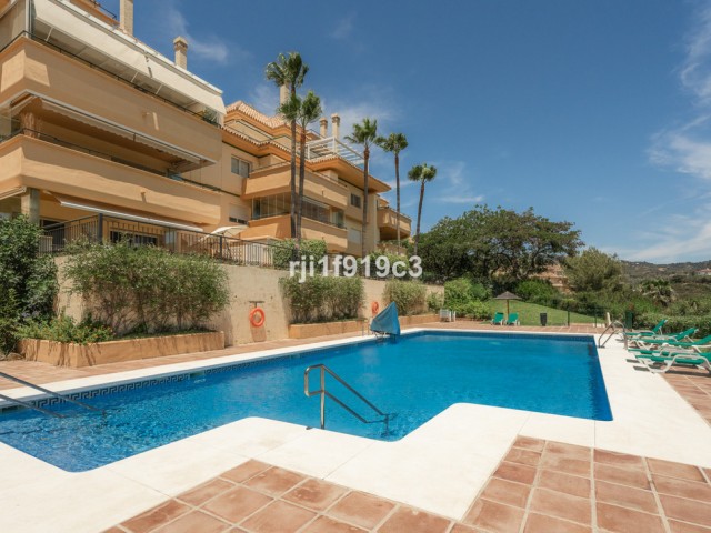 Appartement avec 3 Chambres  à Elviria