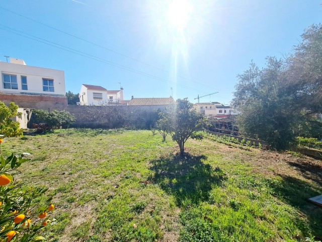  Plot in Fuengirola