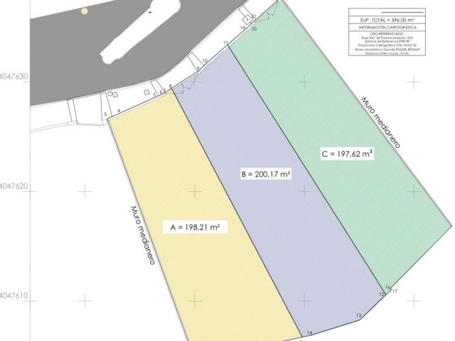  Plot in Fuengirola