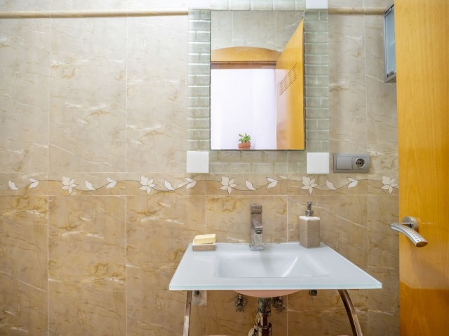 6 Bedrooms Villa in Fuengirola