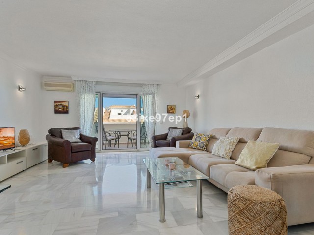 2 Bedrooms Townhouse in Fuengirola
