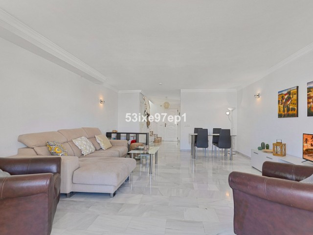 2 Bedrooms Townhouse in Fuengirola