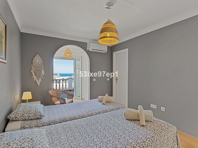 2 Bedrooms Townhouse in Fuengirola