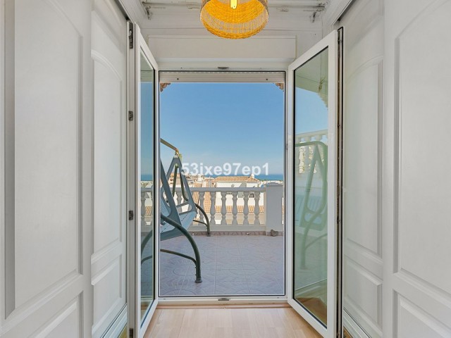 2 Bedrooms Townhouse in Fuengirola