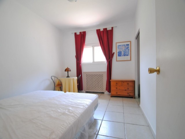 10 Makuuhuoneen Huvila Elviria