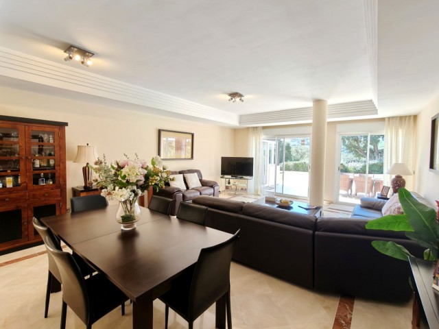Appartement avec 3 Chambres  à San Roque Club