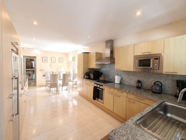 Appartement avec 3 Chambres  à San Roque Club